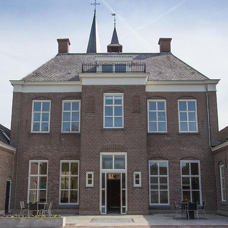 B&B Groepsaccommodatie De Pastorie Lage Mierde Exterior photo